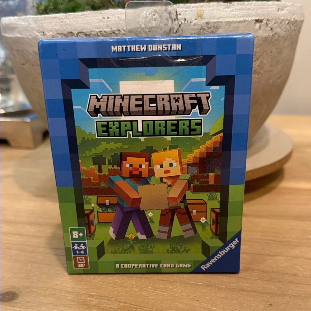 Ravensburger Minecraft Explorers Card Game